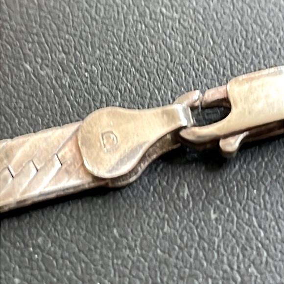 Italian Vintage 925 Stamped Silver 16 Grams Herringbone Necklace - Picture 4 of 6